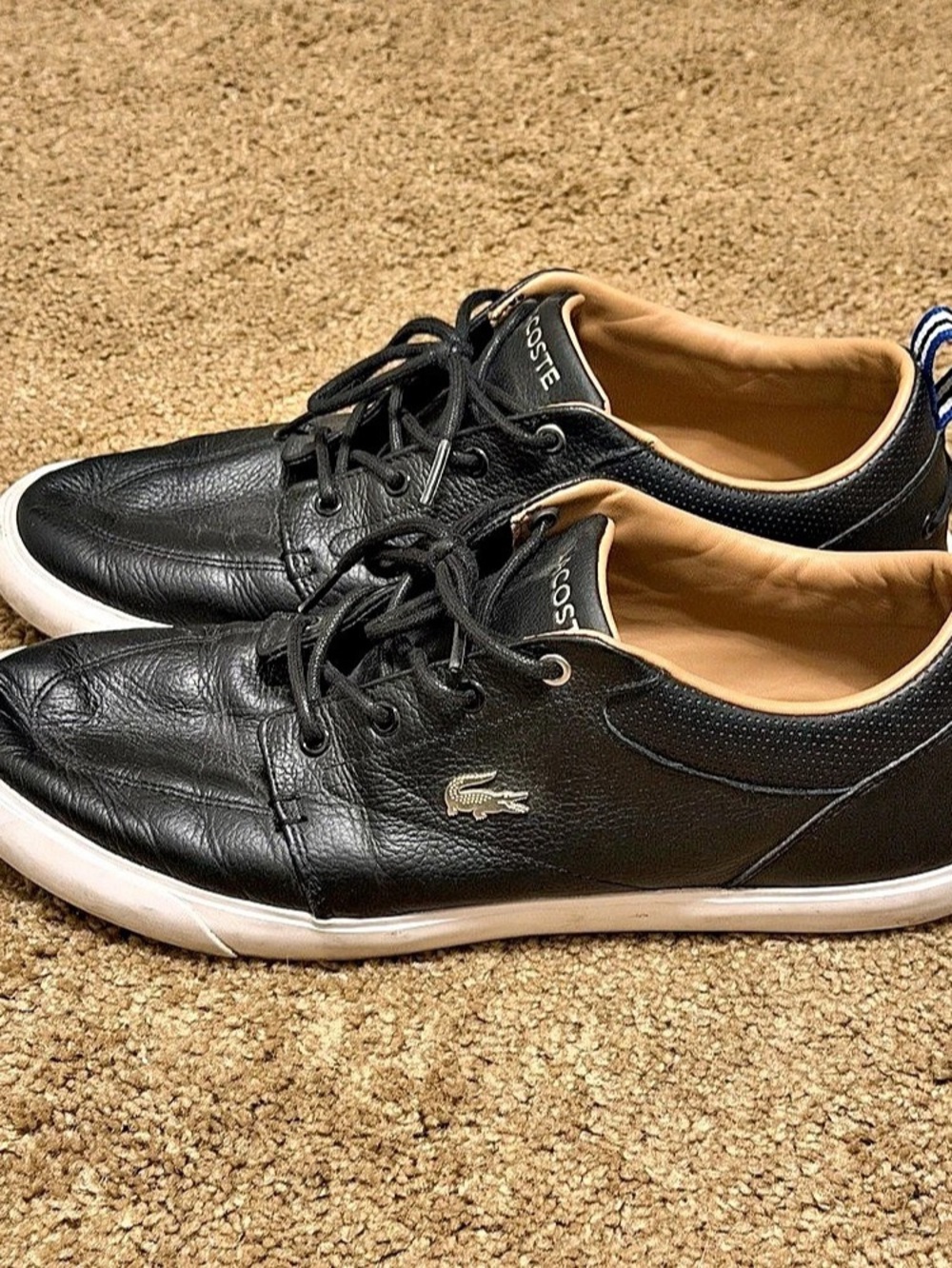 Lacoste Shoes Mens 10.5 Black Leather Low Top Lace Up Sneakers Logo